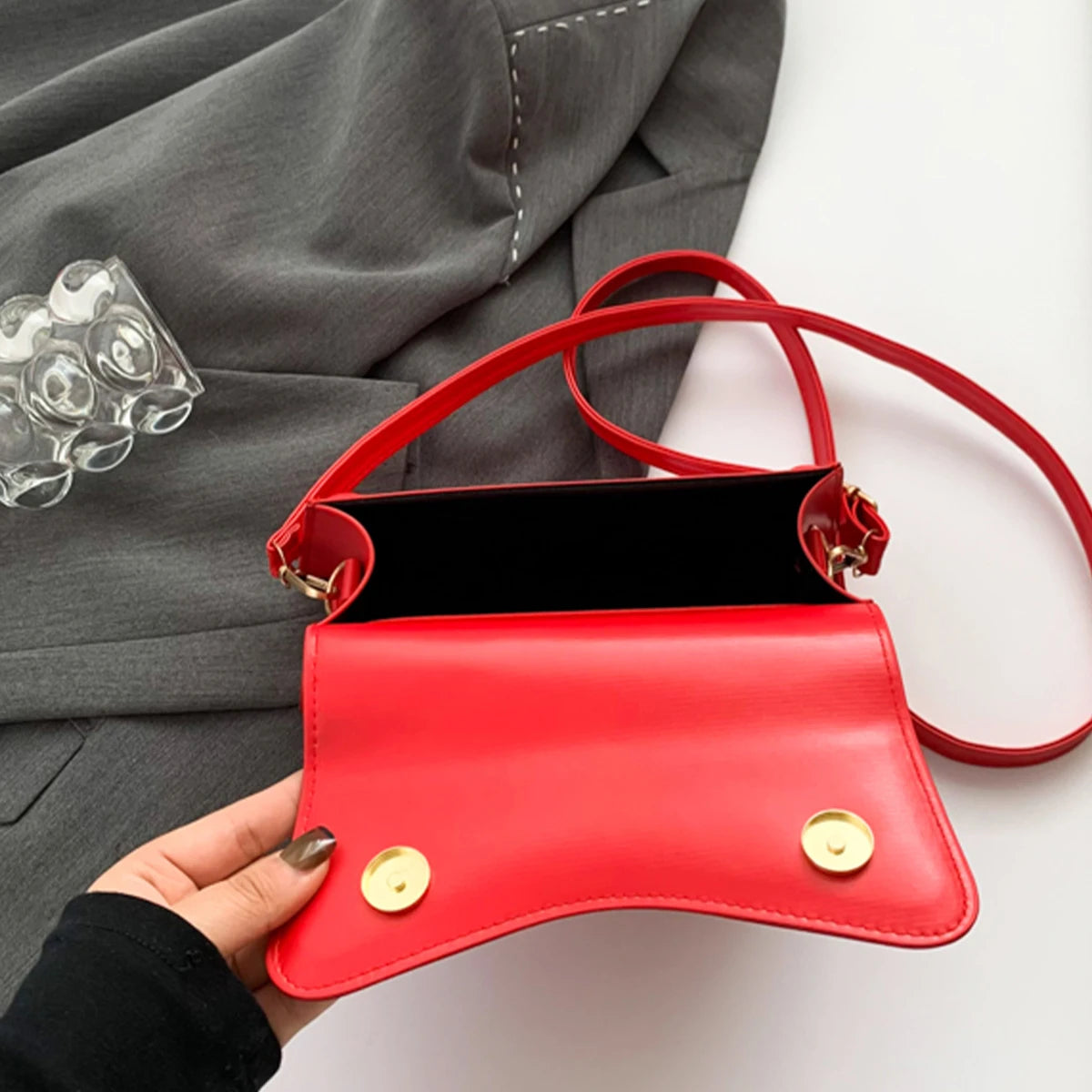 Sac à main élégant matelassé en PU à rabat magnétique, bandoulière réglable et détachable, pour femmes, pour les déplacements quotidiens, sac à bandoulière décontracté