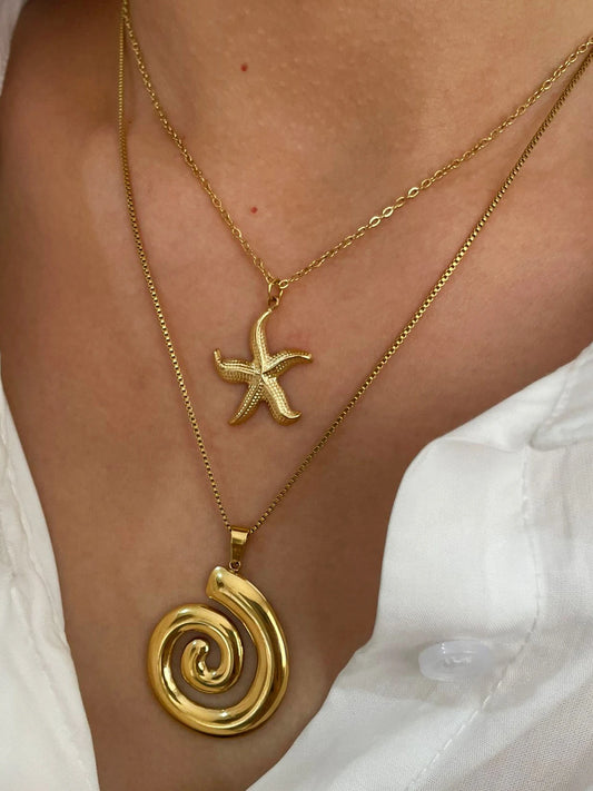 Collier Peri'sbox avec pendentif en spirale creuse en forme d'étoile de mer pour femme, plaqué or 18 carats, anti-ternissement, idéal pour l'été