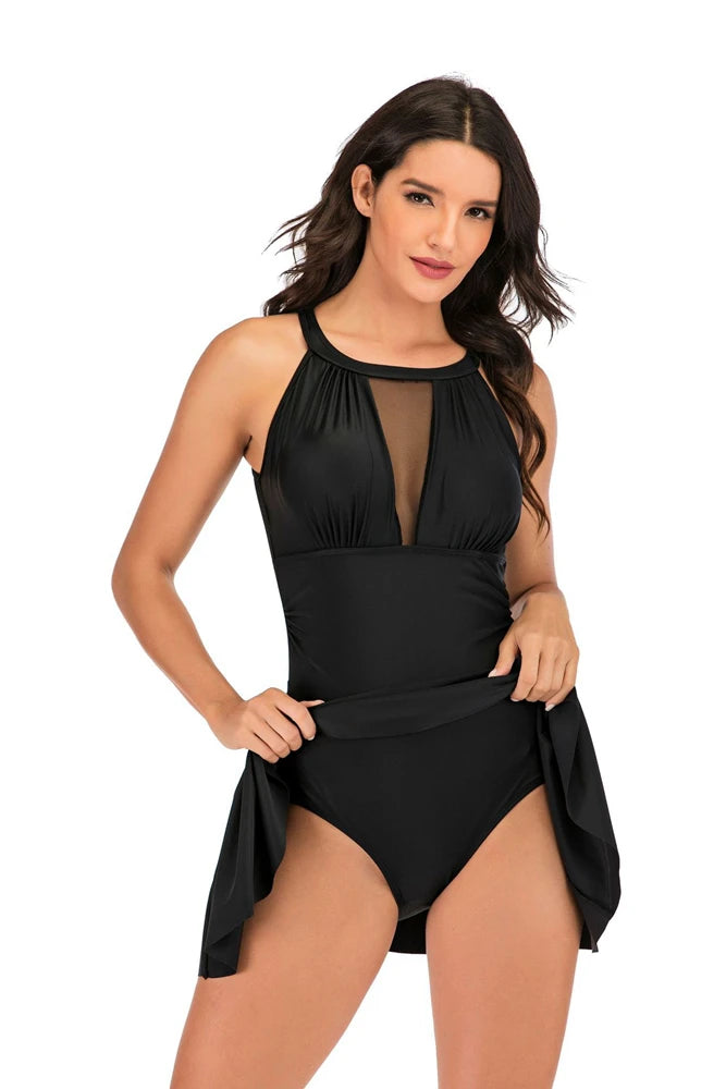 Maillot de bain une pièce pour femme, nouvelle collection 2024, avec short, maille fine, design ajouré, couleur unie, noir, rouge, bleu foncé, grande taille
