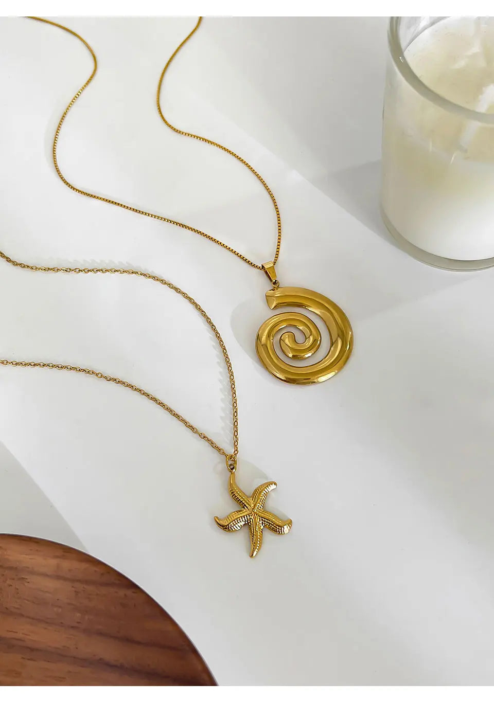 Collier Peri'sbox avec pendentif en spirale creuse en forme d'étoile de mer pour femme, plaqué or 18 carats, anti-ternissement, idéal pour l'été