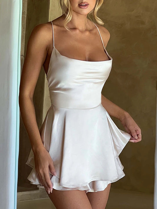 Combinaison sexy en satin de soie pour femme, couleur unie, col bénitier, sans manches, courte, combinaison d'été à nouer croisée, dos nu