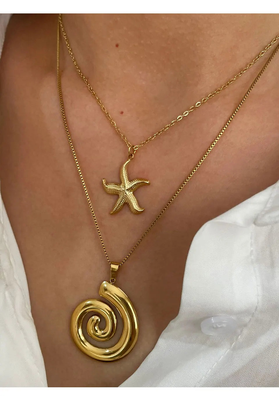 Collier Peri'sbox avec pendentif en spirale creuse en forme d'étoile de mer pour femme, plaqué or 18 carats, anti-ternissement, idéal pour l'été