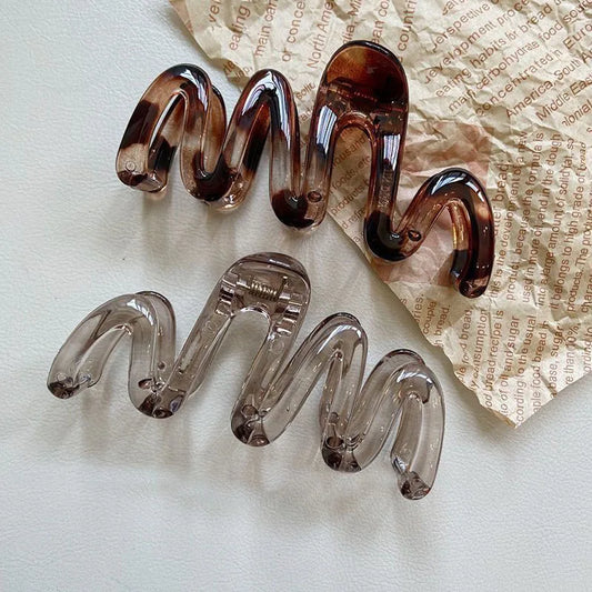 Women's Y2K Wavy High Glossy Amber Brown 11cm/4.33in Large Lightweight Plastic Hair Clip Elegant Minimalistic Hair Accessories